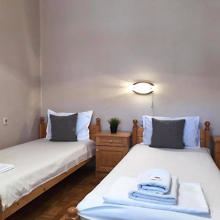 Къща За Гости Загорски Hotell Kalofer Eksteriør bilde