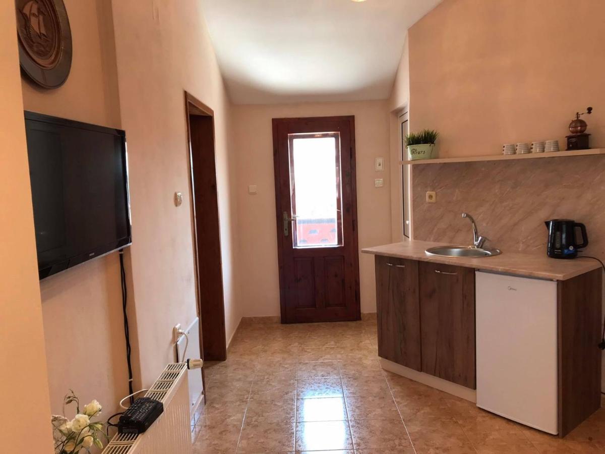 Къща За Гости Загорски Hotell Kalofer Eksteriør bilde