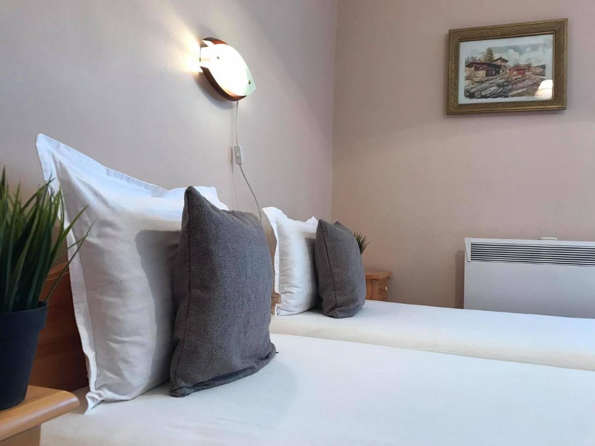 Къща За Гости Загорски Hotell Kalofer Eksteriør bilde