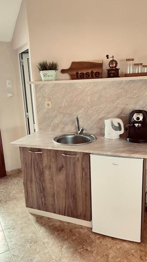 Къща За Гости Загорски Hotell Kalofer Eksteriør bilde